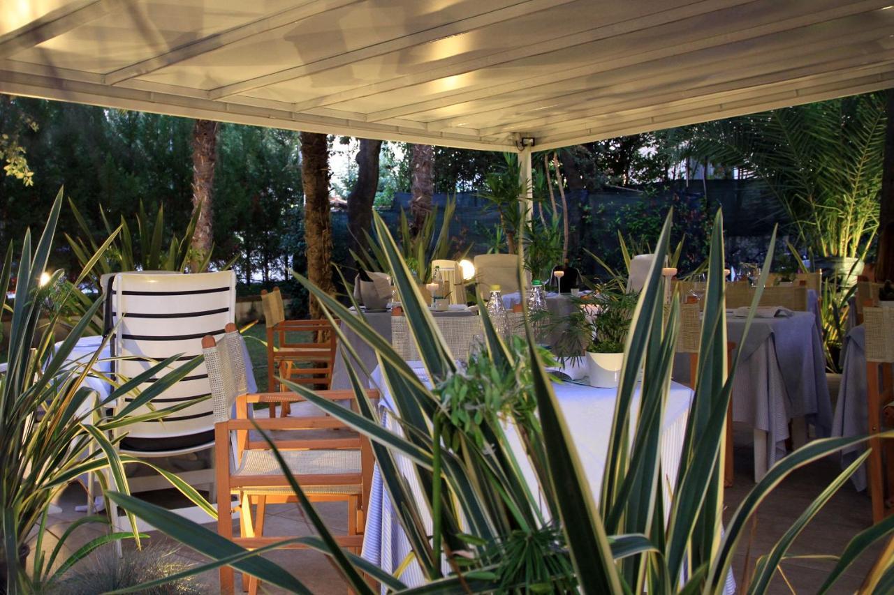 Raffaelli Park Hotel Forte dei Marmi Buitenkant foto
